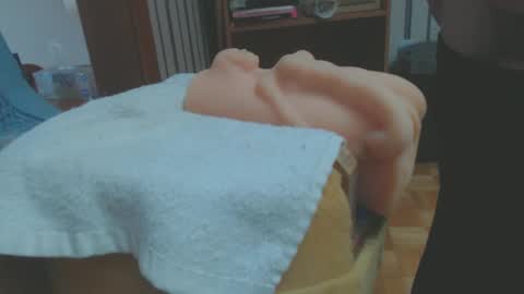 Snapshot of don_r55 chatting on December 28, 2024, 6:50 pm Don online show from December 28, 2024, 6:50 pm