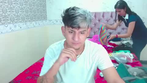 DONA Y CARL online show from January 22, 2025, 3:09 am