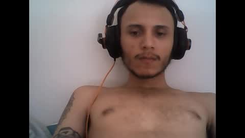 Snapshot of donlorran chatting on November 15, 2025, 6:48 pm donlorran online show from November 15, 2025, 6:48 pm