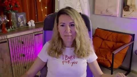Donna online show from May 25, 2026, 6:58 pm