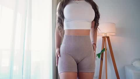 Donatella online show from April 9, 2026, 12:10 pm