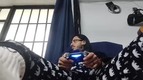 donstark6669 online show from January 1, 2025, 9:09 pm