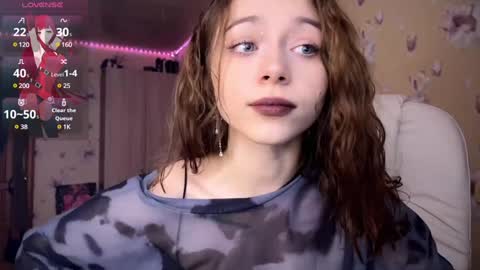 Snapshot of dontoke_ chatting on February 2, 2025, 3:49 pm Nicole online show from February 2, 2025, 3:49 pm