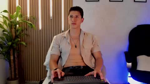 dorian_mystery online show from December 17, 2025, 4:07 am