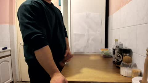 Snapshot of doriancretu95 chatting on December 19, 2024, 7:29 pm menu below online show from December 19, 2024, 7:29 pm