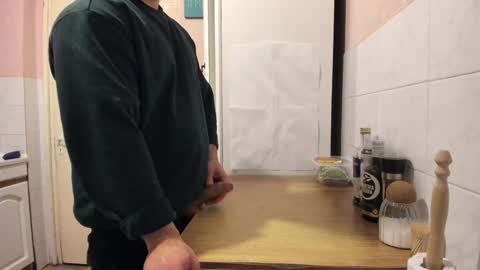 Snapshot of doriancretu95 chatting on December 20, 2024, 9:28 pm menu below online show from December 20, 2024, 9:28 pm