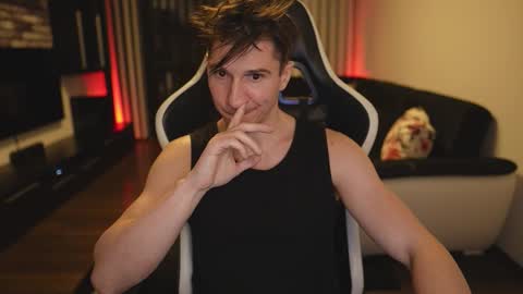 Dorian Reyes online show from March 19, 2026, 12:03 am