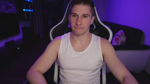 Dorian Reyes online show from April 19, 2026, 10:56 pm