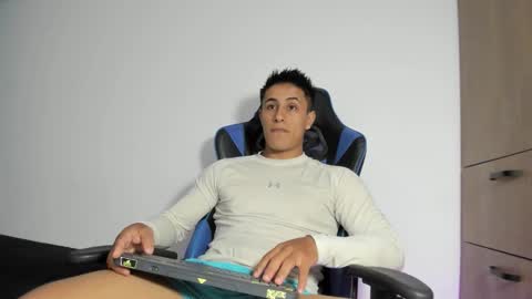 dorman_boy online show from March 2, 2026, 3:09 am