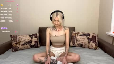 Snapshot of dorthytimmel chatting on May 13, 2026, 10:49 pm Lana online show from May 13, 2026, 10:49 pm