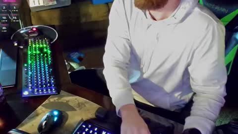 Snapshot of dotyoureyezez chatting on January 4, 2025, 12:16 am DotYourEyezez  online show from January 4, 2025, 12:16 am