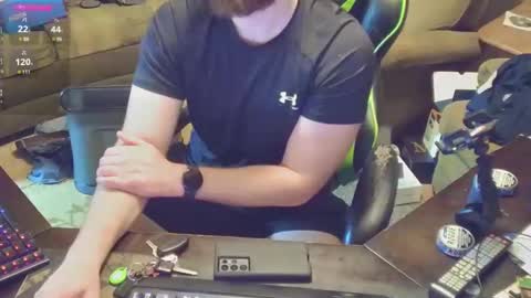 Snapshot of dotyoureyezez chatting on February 4, 2025, 1:02 am DotYourEyezez  online show from February 4, 2025, 1:02 am