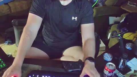 Snapshot of dotyoureyezez chatting on February 4, 2025, 9:49 am DotYourEyezez  online show from February 4, 2025, 9:49 am