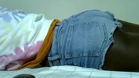 Snapshot of double_love9 chatting on June 21, 2026, 7:38 pm bellie online show from June 21, 2026, 7:38 pm