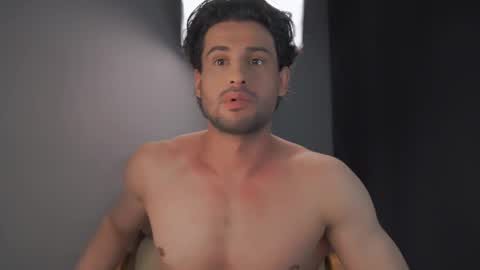 Keen online show from February 16, 2025, 10:10 pm