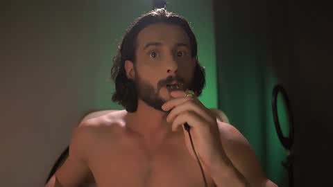 Keen online show from October 10, 2025, 5:23 pm