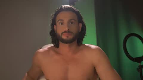 Keen online show from October 14, 2025, 7:14 pm