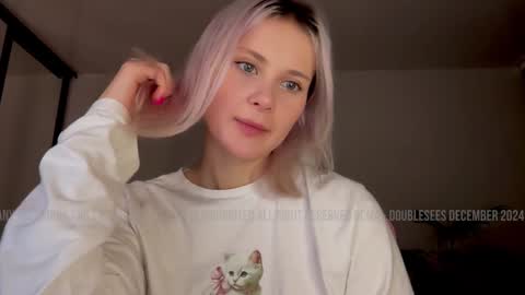 Lana  Eva  dont forget to give us a thumb up online show from December 13, 2024, 3:05 am