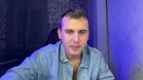 douglas_666 online show from November 12, 2025, 7:13 pm