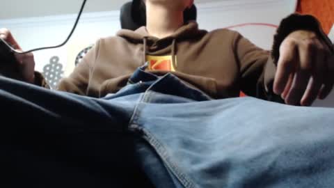 Snapshot of douglas_drake chatting on December 30, 2024, 4:42 am douglas_drake online show from December 30, 2024, 4:42 am