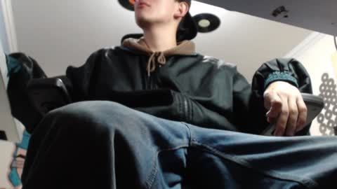 Snapshot of douglas_drake chatting on January 25, 2025, 6:55 am douglas_drake online show from January 25, 2025, 6:55 am