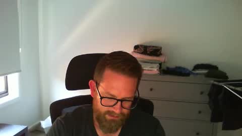 Snapshot of downunderwonder13 chatting on December 17, 2025, 6:30 am downunderwonder13 online show from December 17, 2025, 6:30 am