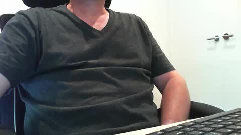 Snapshot of downunderwonder13 chatting on March 22, 2026, 1:42 am downunderwonder13 online show from March 22, 2026, 1:42 am