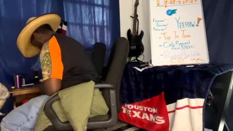 MrPirated online show from January 29, 2025, 8:35 pm