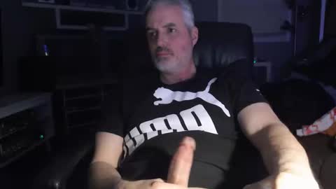 dr_dave20 online show from February 12, 2026, 11:44 pm