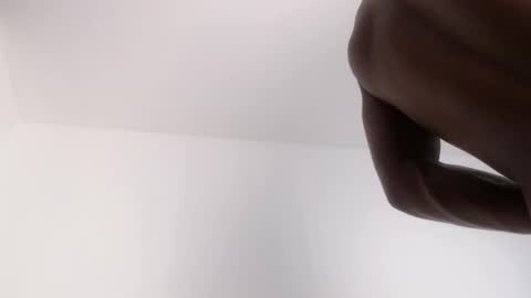 Snapshot of drake_brown_23 chatting on November 13, 2025, 6:34 am Drake 23 online show from November 13, 2025, 6:34 am