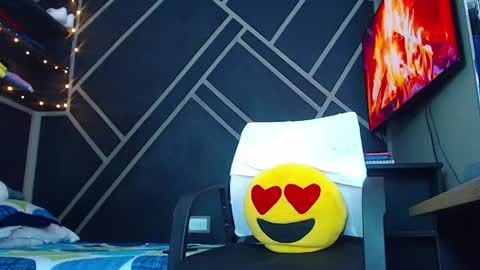 Snapshot of drake_jhonson08 chatting on March 11, 2025, 1:37 am Drake online show from March 11, 2025, 1:37 am