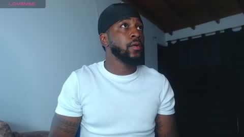 Snapshot of drake_nassir4 chatting on July 6, 2026, 3:36 am ---Drake--- online show from July 6, 2026, 3:36 am