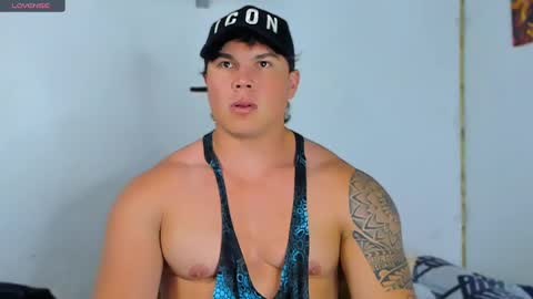 drake_xion1 online show from February 27, 2025, 12:32 am