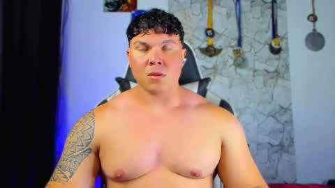 drake_xion1 online show from October 3, 2025, 11:13 pm