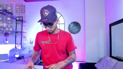 Snapshot of drakeneumann chatting on February 8, 2026, 3:43 am Drake Neuman online show from February 8, 2026, 3:43 am