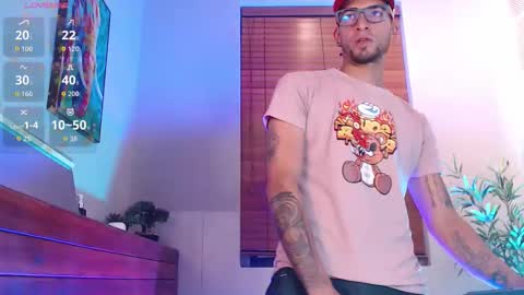 Snapshot of drakeneumann chatting on February 15, 2026, 7:51 am Drake Neuman online show from February 15, 2026, 7:51 am