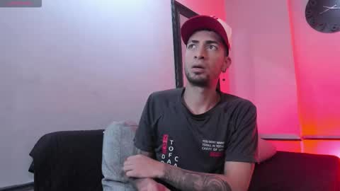 Snapshot of drakeneumann chatting on February 17, 2026, 3:47 am Drake Neuman online show from February 17, 2026, 3:47 am