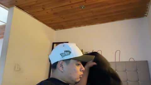 Snapshot of drakenn_ chatting on May 26, 2026, 1:07 pm drakeeee online show from May 26, 2026, 1:07 pm