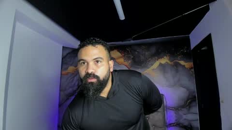 Snapshot of drako_argenti_ chatting on April 3, 2026, 4:05 pm Drako online show from April 3, 2026, 4:05 pm