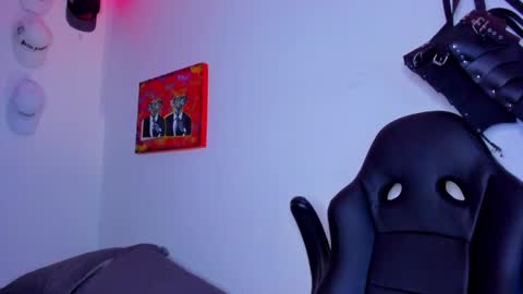 Snapshot of drako_lamar chatting on March 31, 2026, 2:39 pm Drako online show from March 31, 2026, 2:39 pm