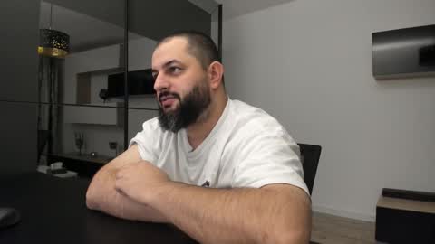 DravenPeak online show from September 26, 2025, 7:29 pm