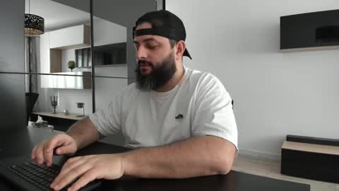 DravenPeak online show from December 20, 2025, 12:45 pm