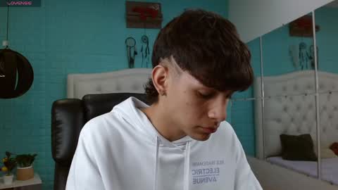 DraxBlade online show from April 18, 2026, 7:29 pm