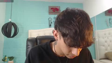 Snapshot of draxblade chatting on June 24, 2026, 7:35 pm DraxBlade online show from June 24, 2026, 7:35 pm
