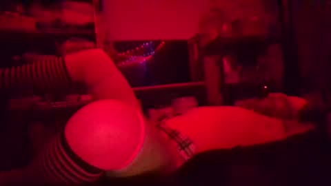 Snapshot of dreadedchefloxxx chatting on March 10, 2025, 12:37 pm DreadedChefLoXXX online show from March 10, 2025, 12:37 pm