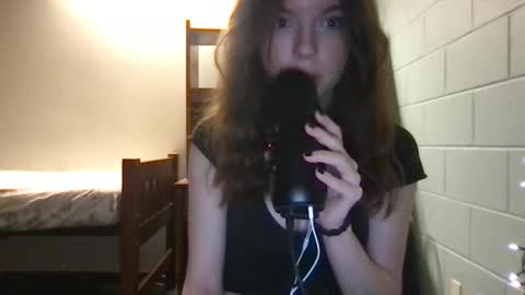 ur dream girl online show from March 11, 2025, 3:26 am