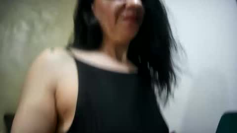 Snapshot of dream_ammber chatting on May 27, 2026, 9:01 pm Amber online show from May 27, 2026, 9:01 pm