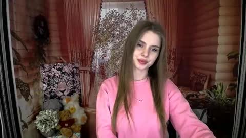 Snapshot of dream_mari chatting on February 12, 2026, 7:14 am Mari online show from February 12, 2026, 7:14 am