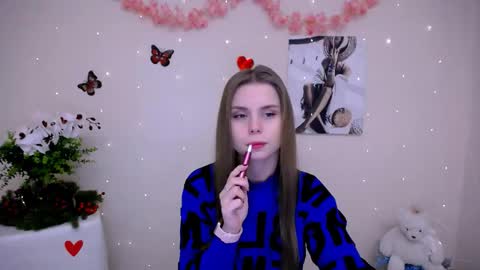 Snapshot of dream_mari chatting on February 19, 2026, 6:53 am Mari online show from February 19, 2026, 6:53 am