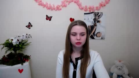 Snapshot of dream_mari chatting on February 24, 2026, 6:55 am Mari online show from February 24, 2026, 6:55 am